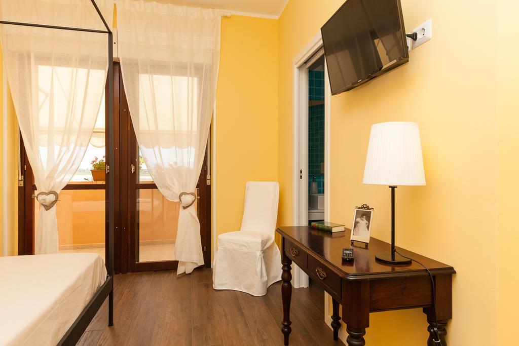La Tuia E Il Tasso Bed & Breakfast กาญารี ห้อง รูปภาพ